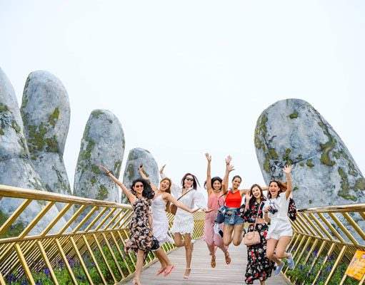 Taxi từ Đà Nẵng đi Bà Nà Hill Xe Đà Nẵng đi Bà Nà